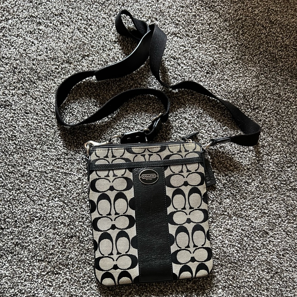 Coach sling bag
